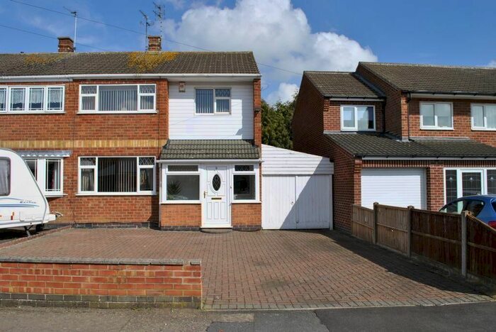 3 Bedroom Property To Rent In Langton Road, Wigston, LE18
