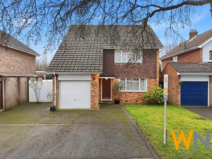 4 Bedroom Detached House For Sale In Princes Way, Hutton, Brentwood, CM13