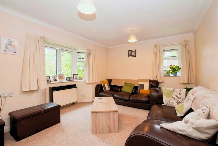 1 Bedroom Flat For Sale In Micheldever Road, Andover, SP10