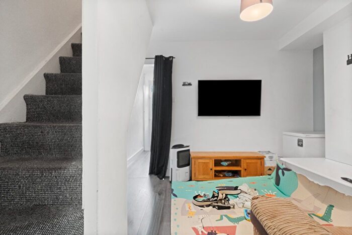 3 Bedroom Terraced House For Sale In Plumer Street, Liverpool, L15