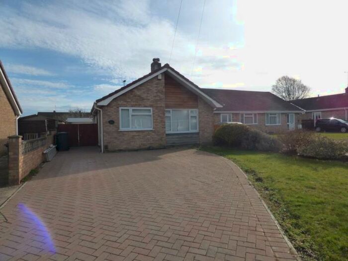 3 Bedroom Bungalow To Rent In Montford Road, Longlevens, GL2