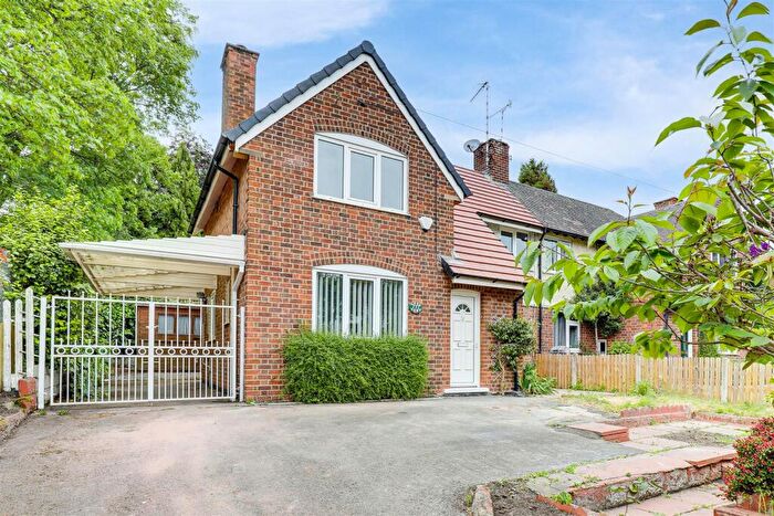 3 Bedroom Semi-Detached House To Rent In Mansfield Road, Woodthorpe, Nottingham, NG5