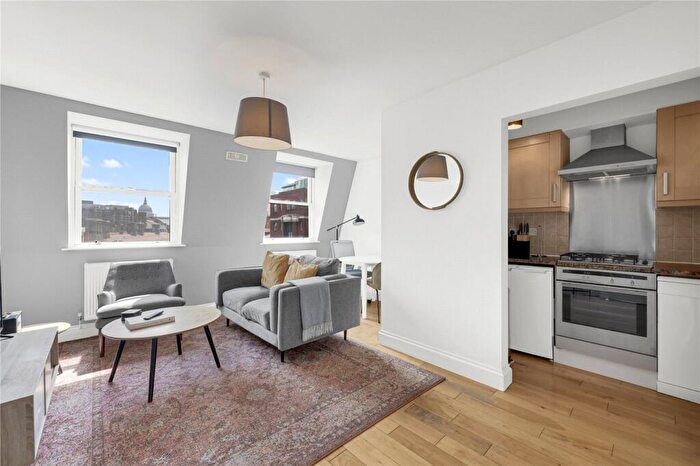 1 Bedroom Apartment To Rent In Clerkenwell Road, EC1M