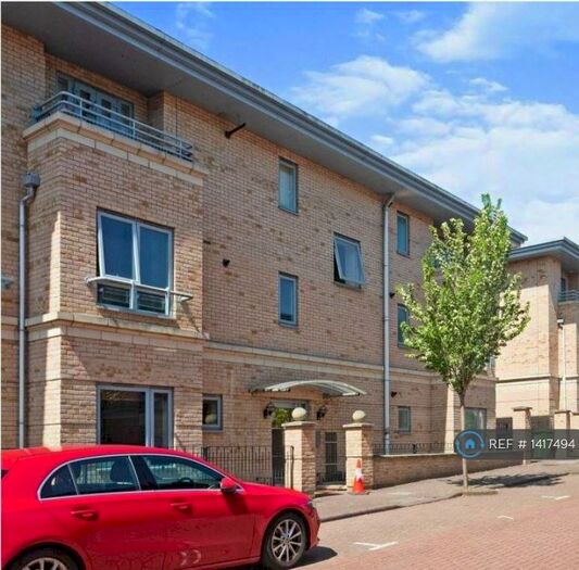 2 Bedroom Flat To Rent In Robinson Street, Bletchley, Milton Keynes, MK3