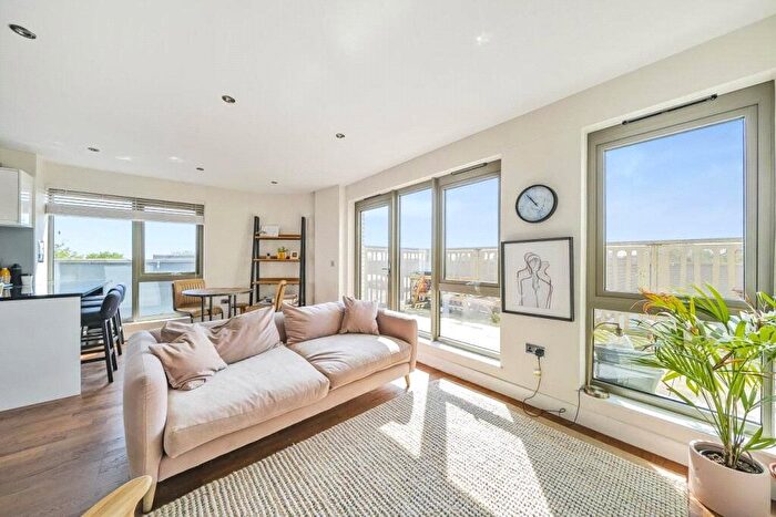 1 Bedroom Flat For Sale In Huxley House, Lawn Road, London, NW3