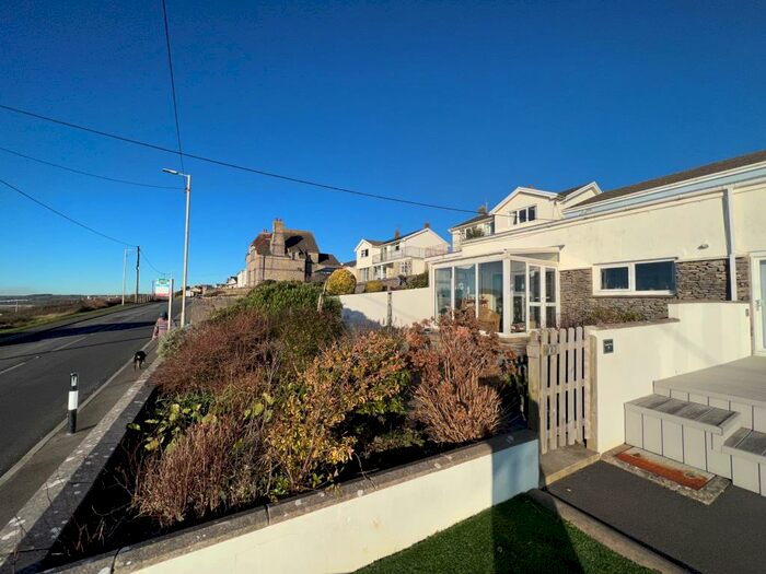 2 Bedroom House To Rent In Main Road, Ogmore-by-Sea, Bridgend, CF32