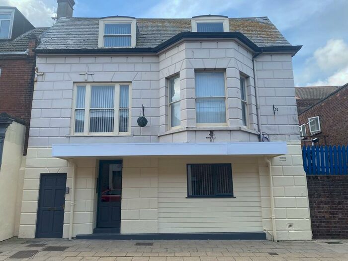 1 Bedroom Apartment To Rent In Deneside, Great Yarmouth, NR30