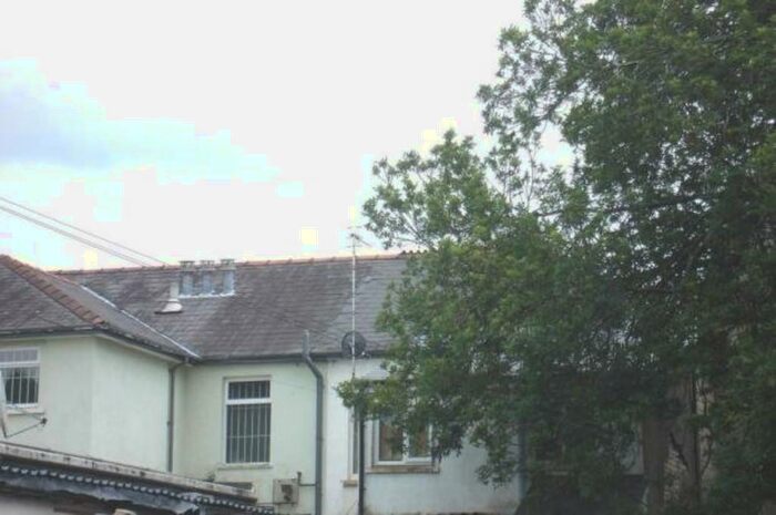 2 Bedroom Flat To Rent In Bedwlwyn Road, Ystrad Mynach, CF82