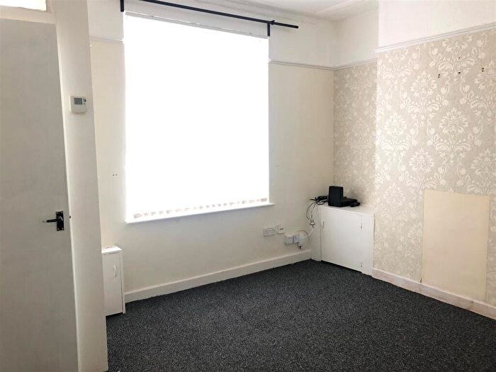 2 Bedroom Terraced House For Sale In Stepney Grove, Liverpool, L4