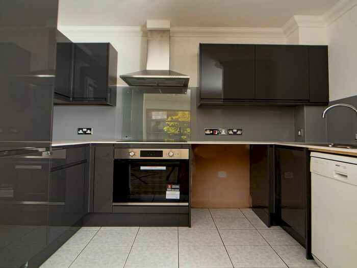 2 Bedroom Property To Rent In Petersfield, Cambridge, CB1