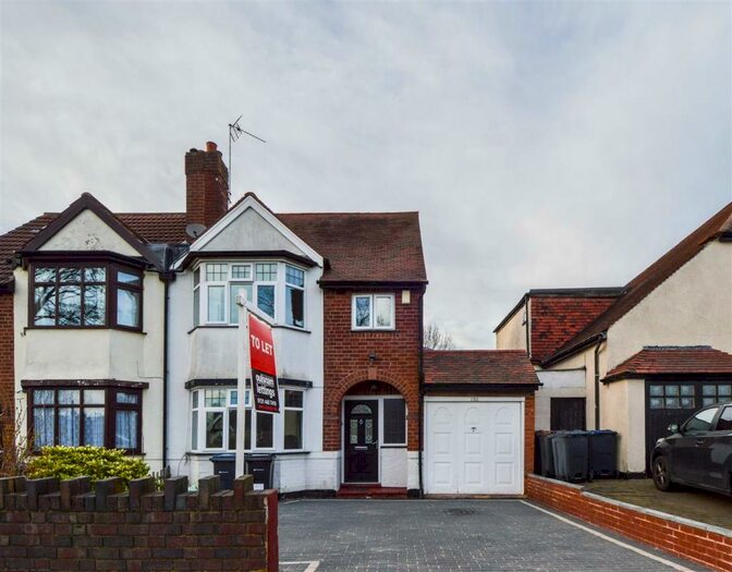 3 Bedroom Semi-Detached House To Rent In Wheelers Lane, Kings Heath, Birmingham, West Midlands, B13