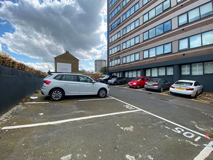 1 Bedroom Flat To Rent In Romney Place, Maidstone, ME15