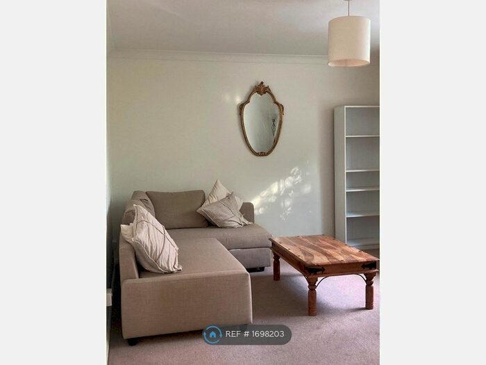 1 Bedroom Flat To Rent In Egerton House, London, SW1V