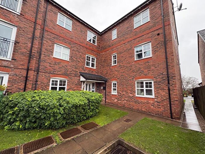 2 Bedroom Apartment To Rent In Fernbeck Close, Farnworth, Bolton, BL4