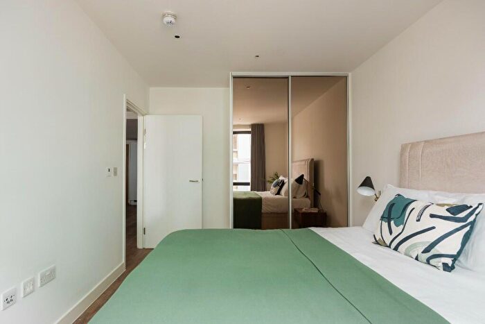 1 Bedroom Flat To Rent In Three Colts Lane, London, E2