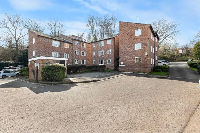 1 Bedroom Flat For Sale In Badgers Copse, Tower Road, Orpington, Kent, BR6