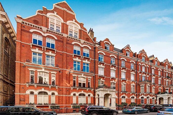 4 Bedroom Flat To Rent In Carlisle Place, Westminster, London, SW1P