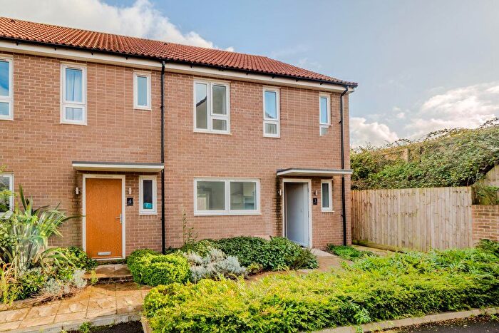 3 Bedroom Semi Detached House For Sale In High Street, Winford, BS40