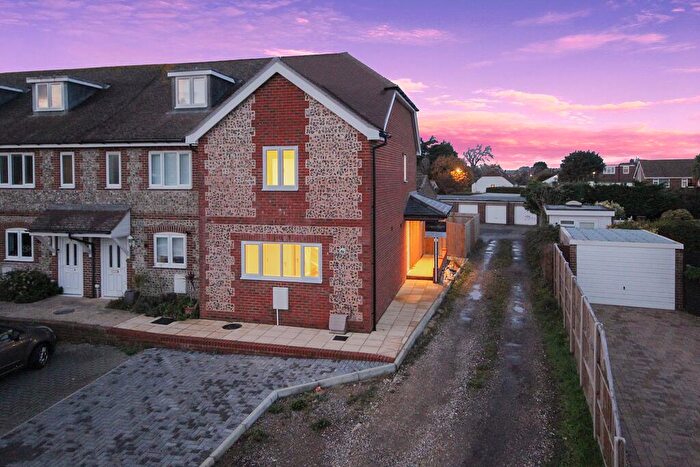 3 Bedroom Semi-Detached House For Sale In Beechlands Close, East Preston -, BN16