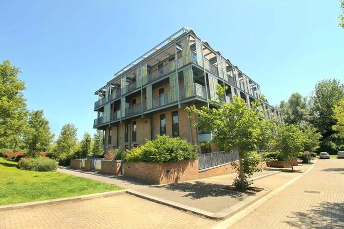 2 Bedroom Flat To Rent In Dalgin Place, Campbell Park, Milton Keynes, MK9
