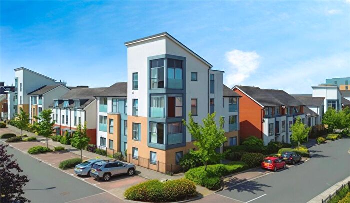 1 Bedroom Apartment For Sale In Midgham Way, Reading, Berkshire, RG2