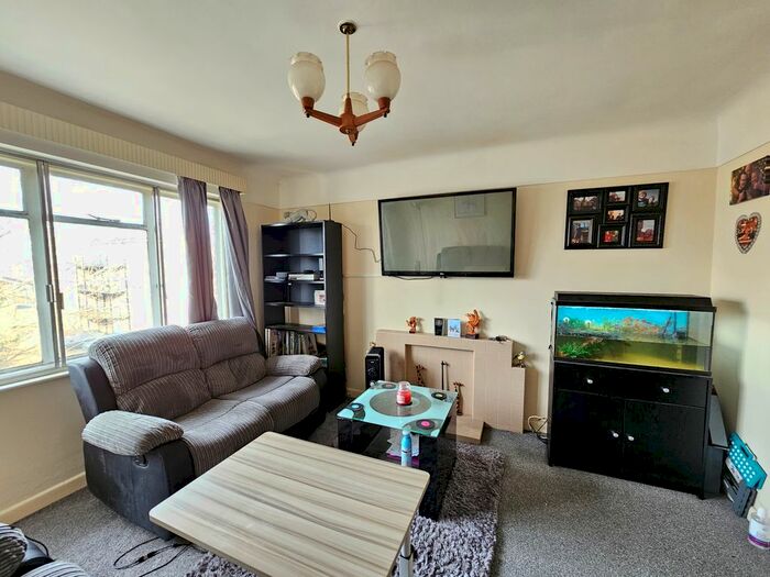 1 Bedroom Property To Rent In Withewood Mansions, Shirley Road, Southampton, SO15