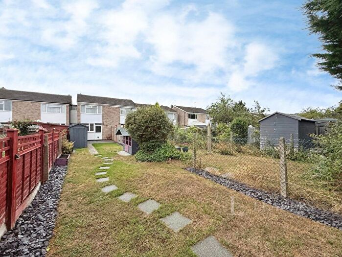 2 Bedroom Semi-Detached House For Sale In St. Marys Road, Wootton, Bedford, MK43