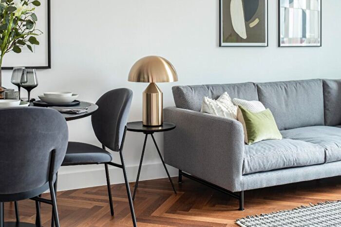 1 Bedroom Apartment To Rent In Deansgate, Manchester, Greater Manchester, M15