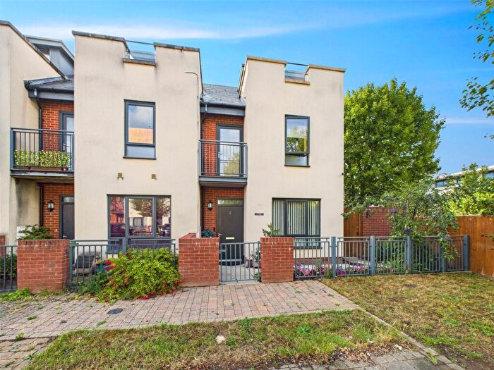 3 Bedroom End Of Terrace House For Sale In St. Pauls Walk, Cheltenham, Gloucestershire, GL50