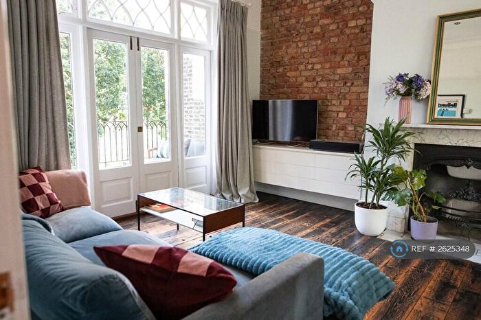 3 Bedroom Flat To Rent In Petherton Road, London, N5