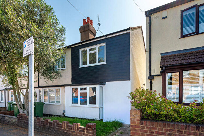 2 Bedroom Semi Detached House To Rent In Sandford Road, Bexleyheath, DA7