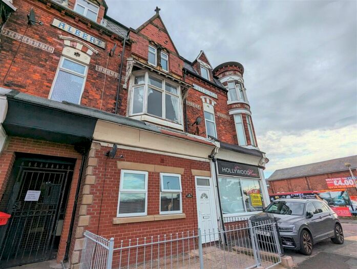 2 Bedroom Apartment To Rent In First Floor Flat, London Street, Southport Town Centre, Merseyside, Pr(, PR9