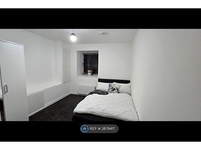 3 Bedroom Flat To Rent In Society Court, Aberdeen, AB24