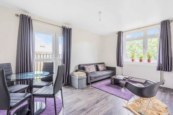 1 Bedroom Flat To Rent In Strathdon Drive, London, SW17