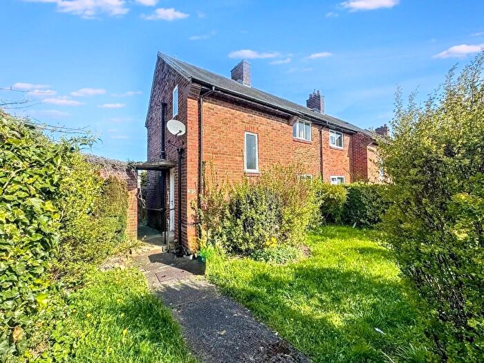 2 Bedroom Semi-Detached House For Sale In Coule Royd, Huddersfield, HD5