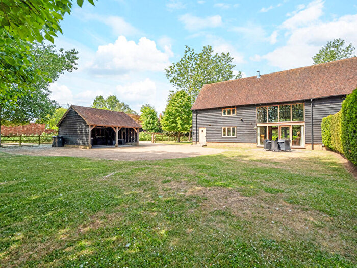 5 Bedroom Barn Conversion For Sale In Lake End Road Dorney Windsor, Buckinghamshire, SL4