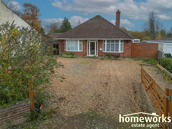 2 Bedroom Detached Bungalow For Sale In Hills Road, Saham Toney, Thetford, IP25