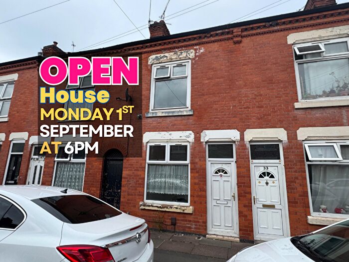 2 Bedroom Terraced House For Sale In Thurlby Road, Leicester, LE5