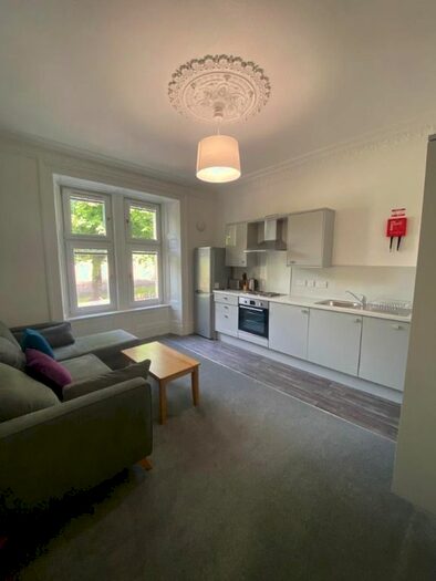 2 Bedroom Flat To Rent In Pitkerro Road, Stobswell, Dundee, DD4