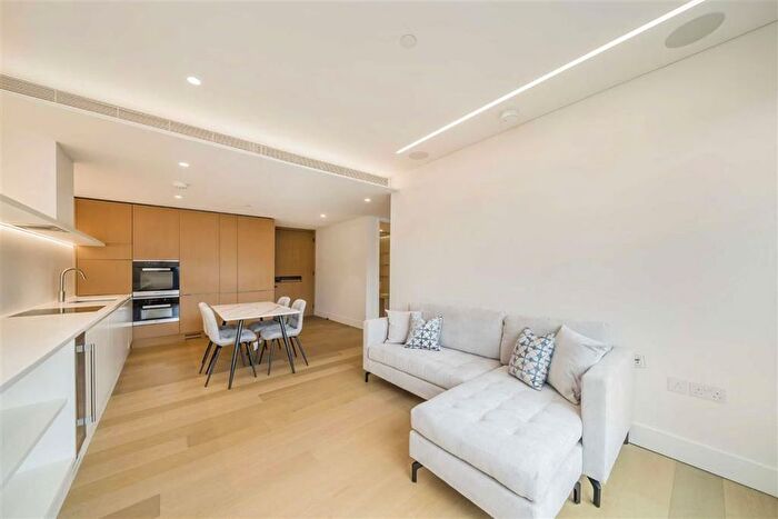 1 Bedroom Flat To Rent In Rathbone Place, Fitzrovia Amp; Covent Garden, W1T