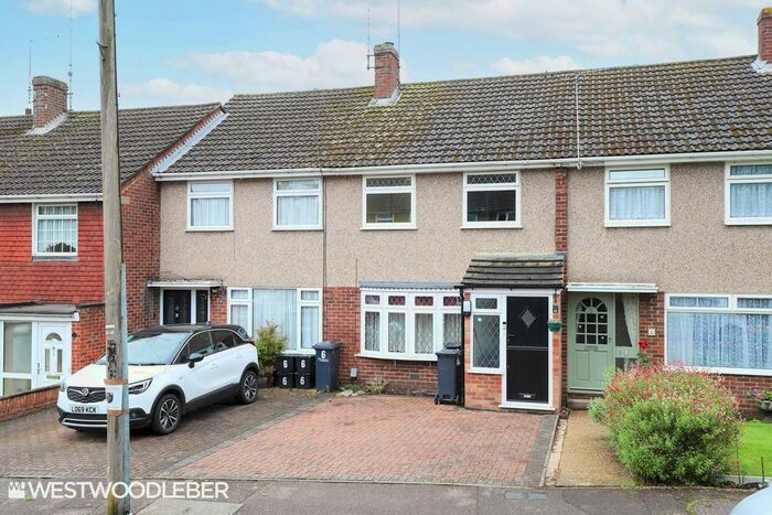 3 Bedroom Terraced House To Rent In Kennedy Avenue, Hoddesdon, EN11