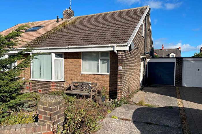 3 Bedroom Semi-Detached Bungalow For Sale In Astley Gardens, Seaton Sluice, Northumberland, NE26