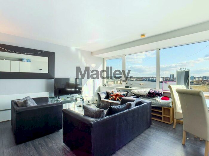 2 Bedroom Duplex To Rent In George Beard Road, London, SE8