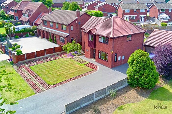 4 Bedroom Detached House For Sale In Horkstow Road, Barton-Upon-Humber, DN18