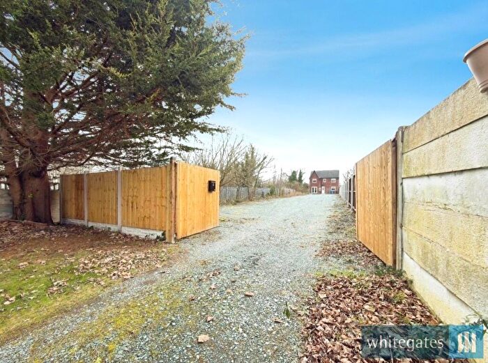 4 Bedroom Detached House For Sale In Devonfield Road, Orrell Park, Merseyside, L9