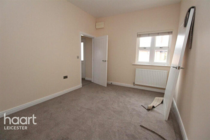 2 Bedroom Apartment To Rent In London Road, Leicester, LE2