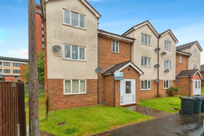 2 Bedroom Flat To Rent In Winchester Close, Rowley Regis, B65