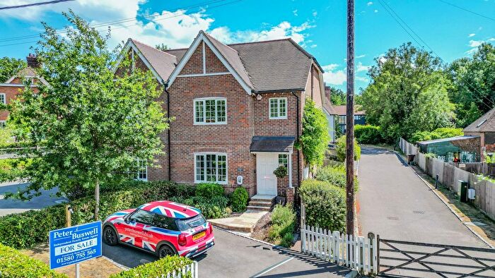 4 Bedroom Semi Detached House For Sale In Market Place Close, Goudhurst, TN17