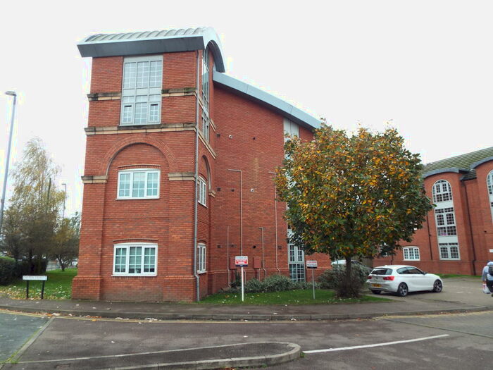 2 Bedroom Apartment To Rent In Caxton Court, Burton On Trent., DE14