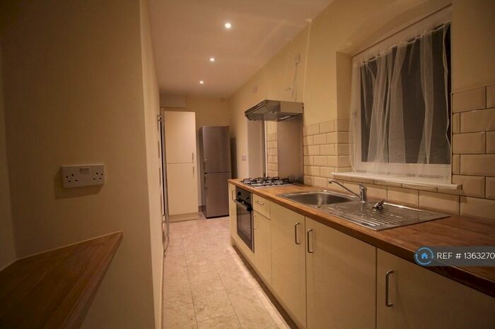 1 Bedroom Flat To Rent In Hall Green, Birmingham, B28